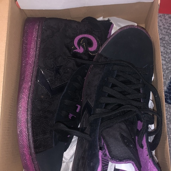 Converse all star size 10 men used one time - Picture 3 of 3